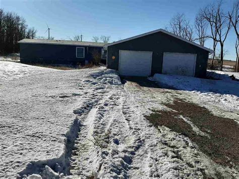 5 acres right off of highway 41 south of <strong>Velva</strong>, <strong>ND</strong>. . Zillow velva nd